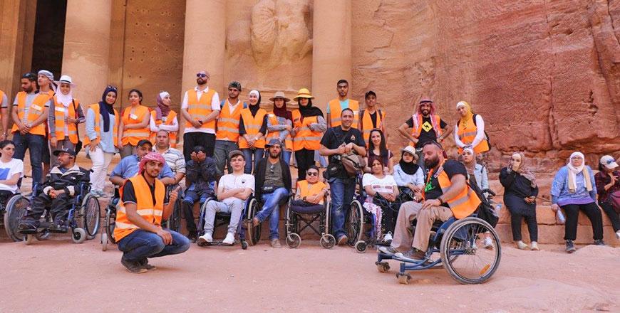 Touren für Reisende mit besonderen Bedürfnissen in Jordanien
